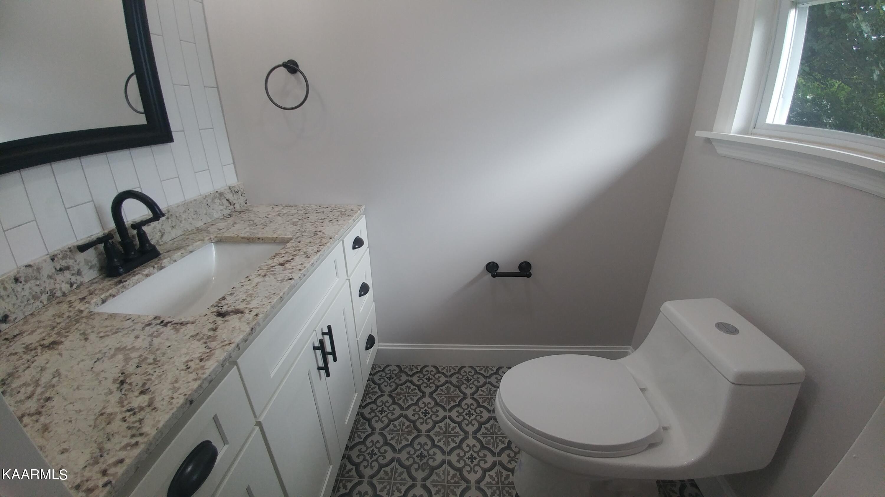 109 Marshall Circle Oak Ridge, TN 37830 - Photo 26 of 40 0902221541a_HDR