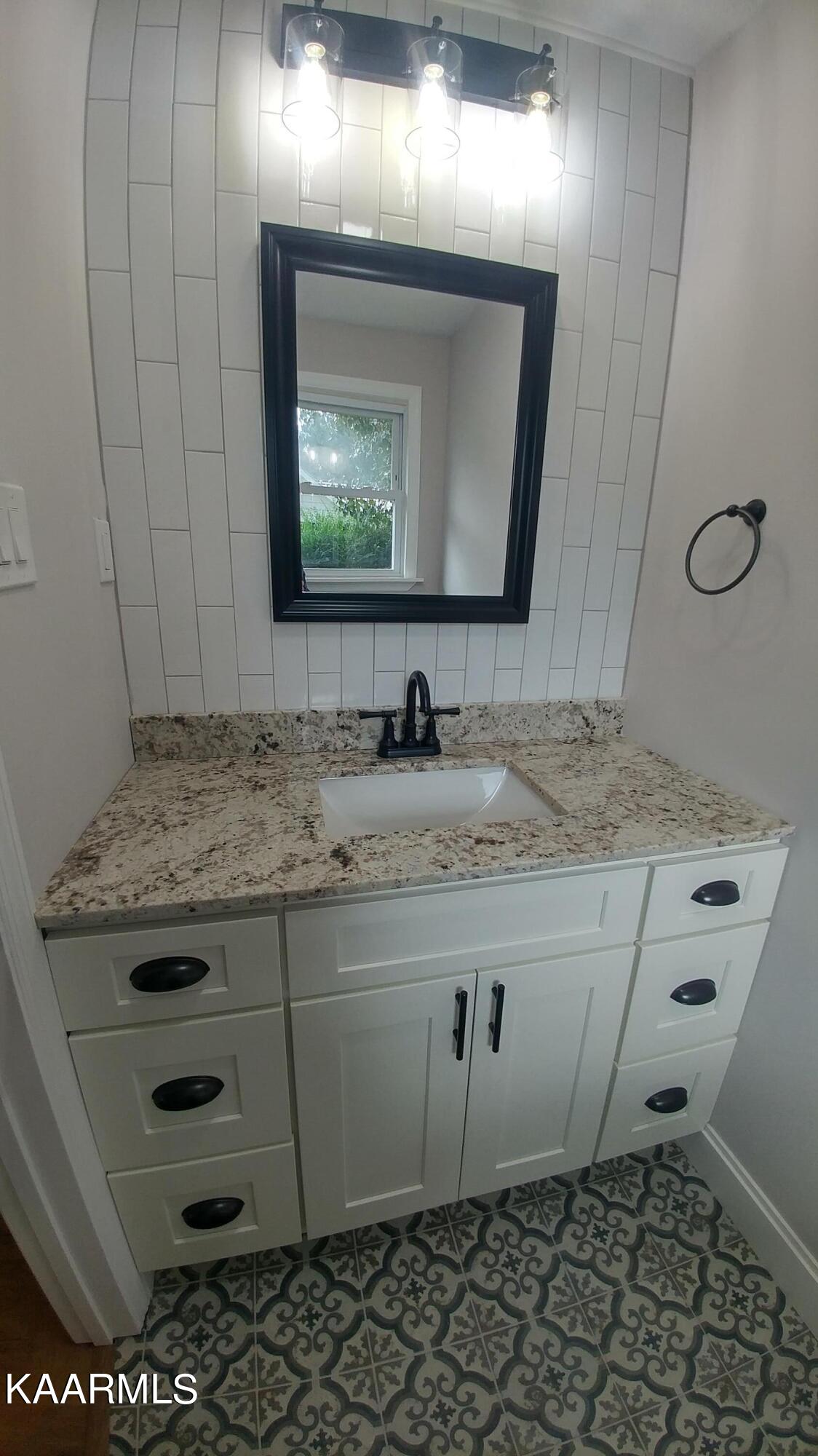 109 Marshall Circle Oak Ridge, TN 37830 - Photo 27 of 40 0902221542_HDR