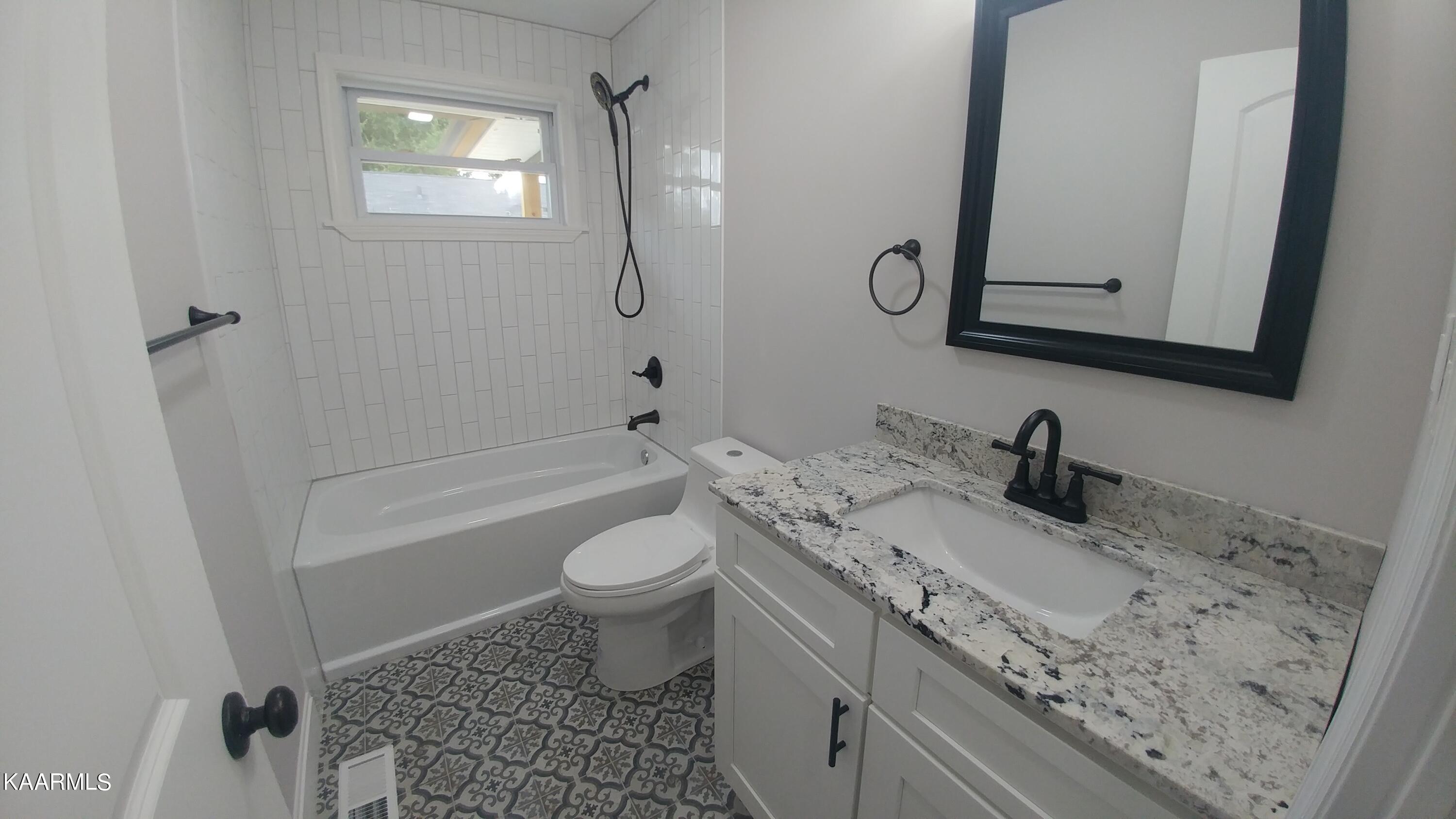 109 Marshall Circle Oak Ridge, TN 37830 - Photo 29 of 40 0902221543a_HDR