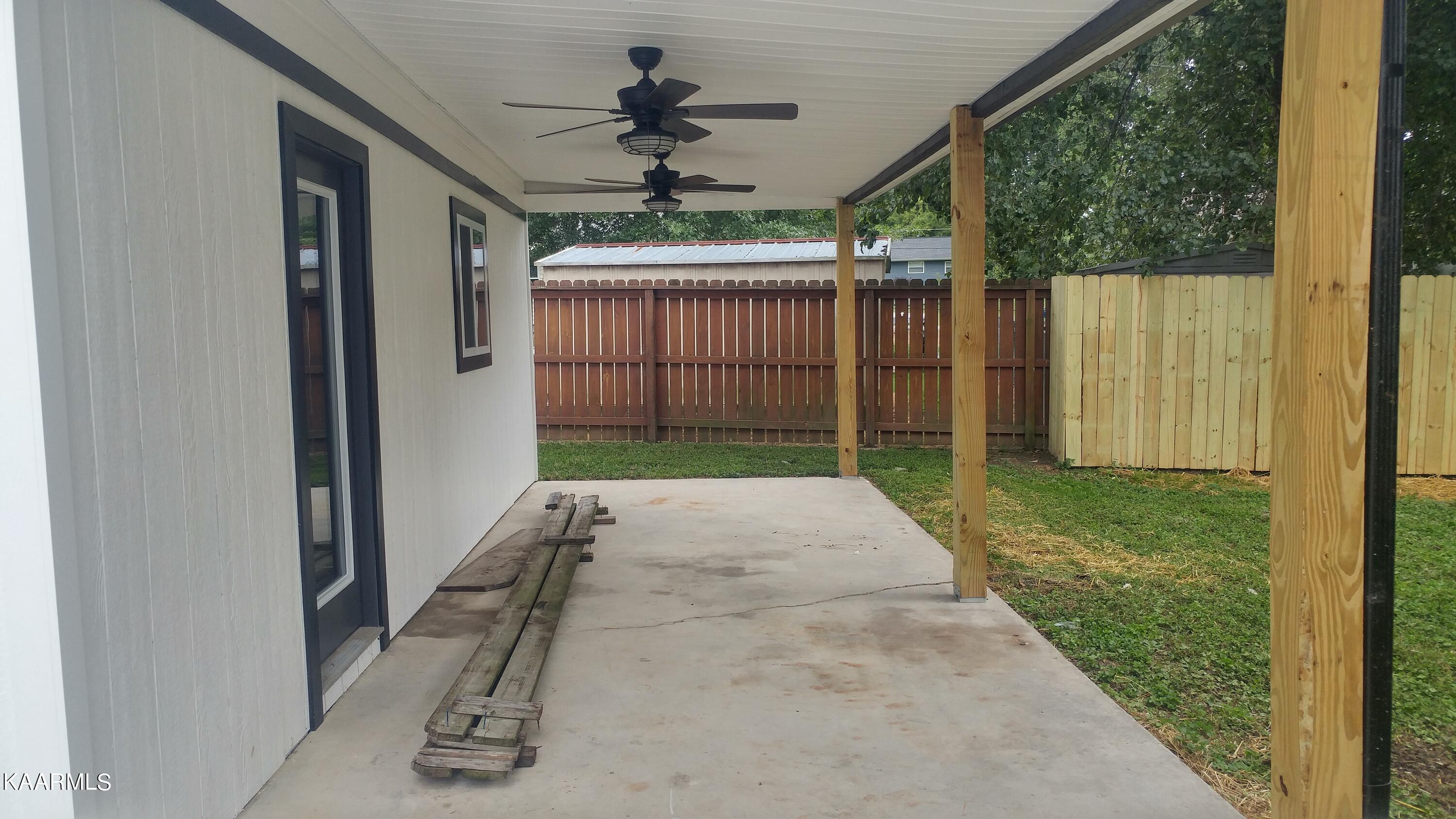 109 Marshall Circle Oak Ridge, TN 37830 - Photo 37 of 40 0902221555a_HDR