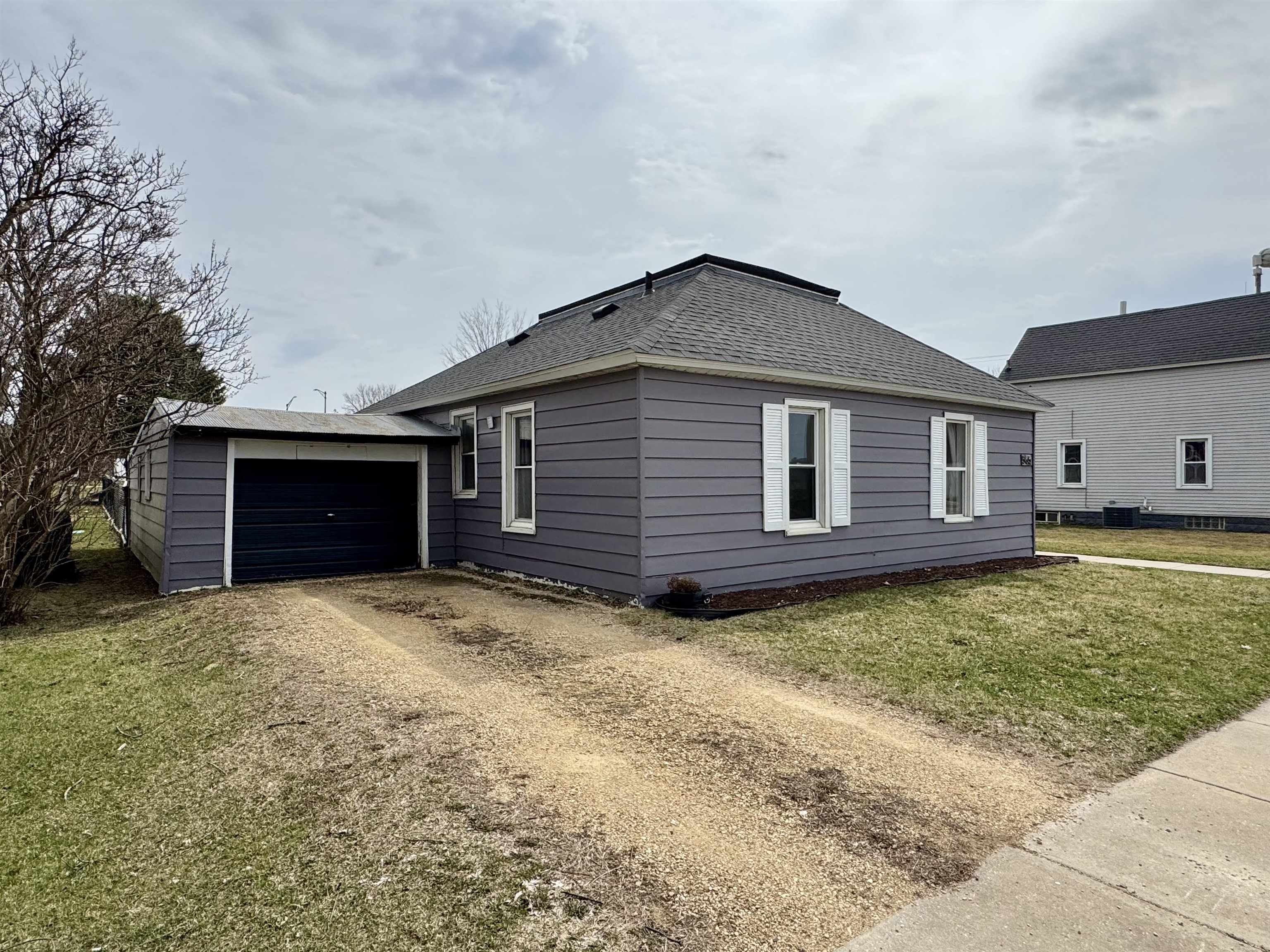 565 Madison Street Fennimore, WI 53809 - Photo 4 of 35