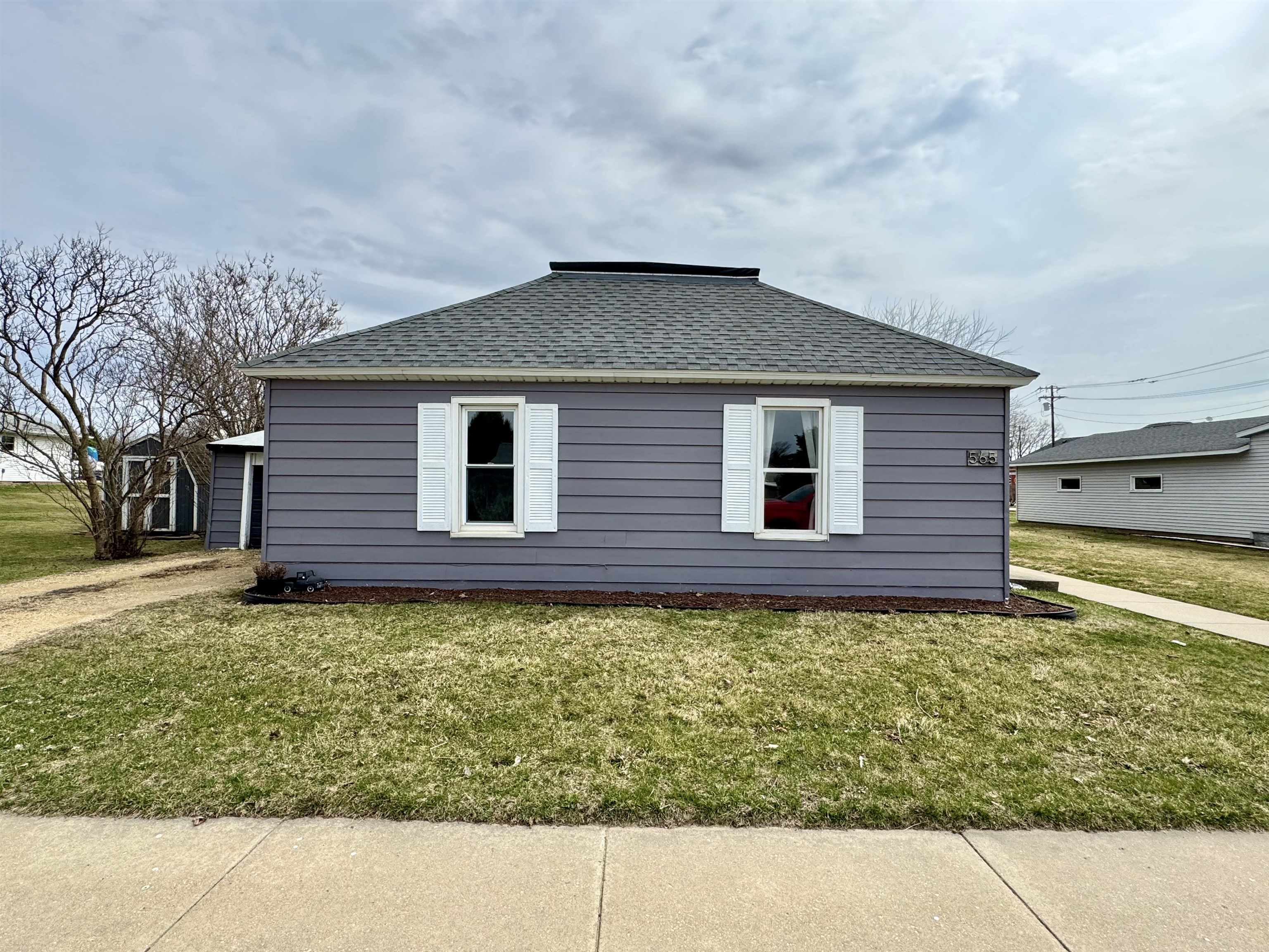 565 Madison Street Fennimore, WI 53809 - Photo 5 of 35