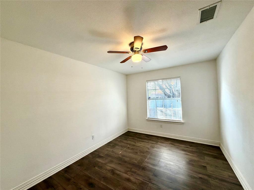 4232 Osborn Road Dallas, TX 75227 - Photo 17 of 22