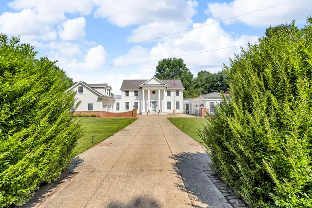 $609,900 | 6800 Wheaton Road, Jackson, MI 49201