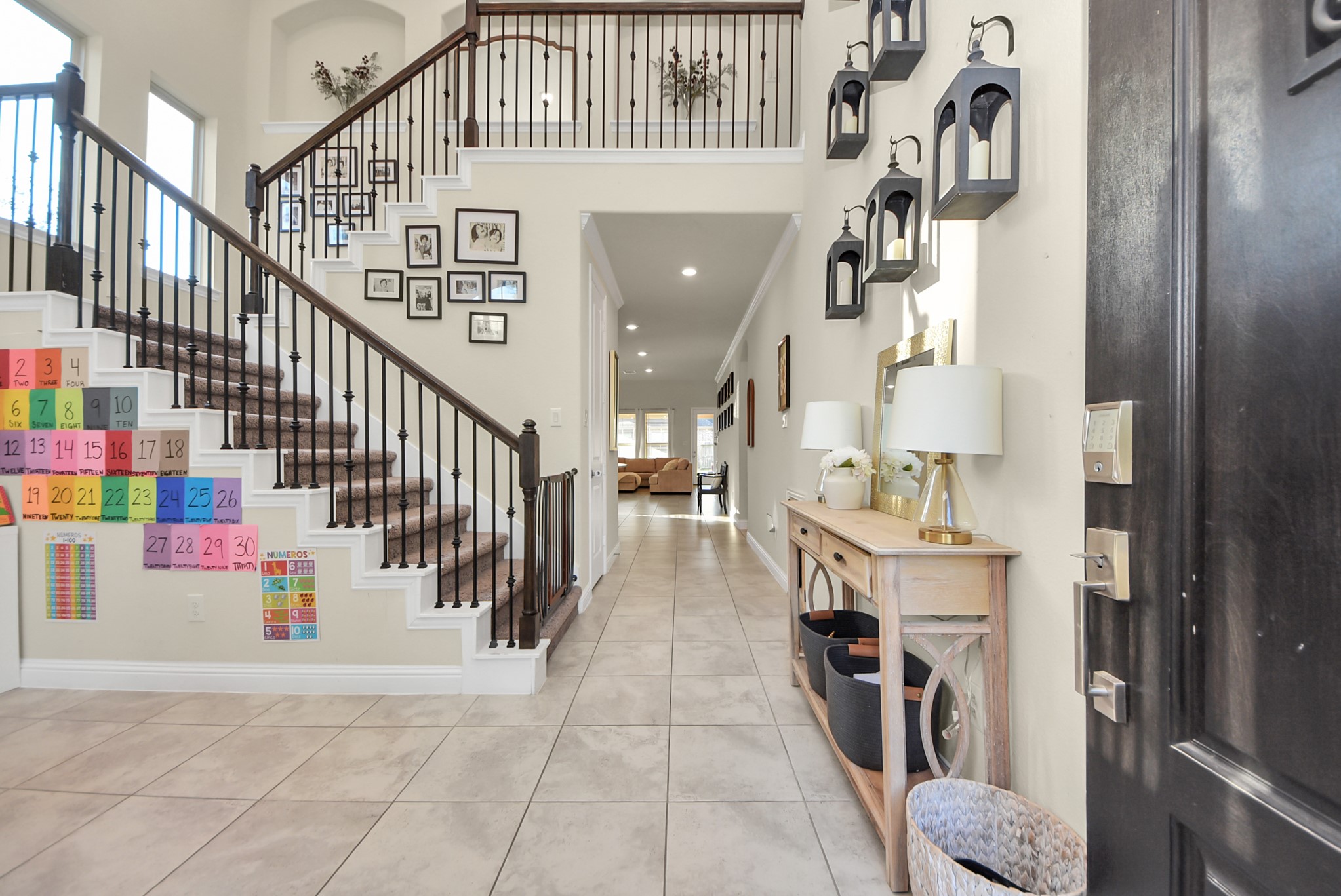 6703 Sandia Crest Street Spring, TX 77379 - Photo 4 of 45 a view of entryway and hall