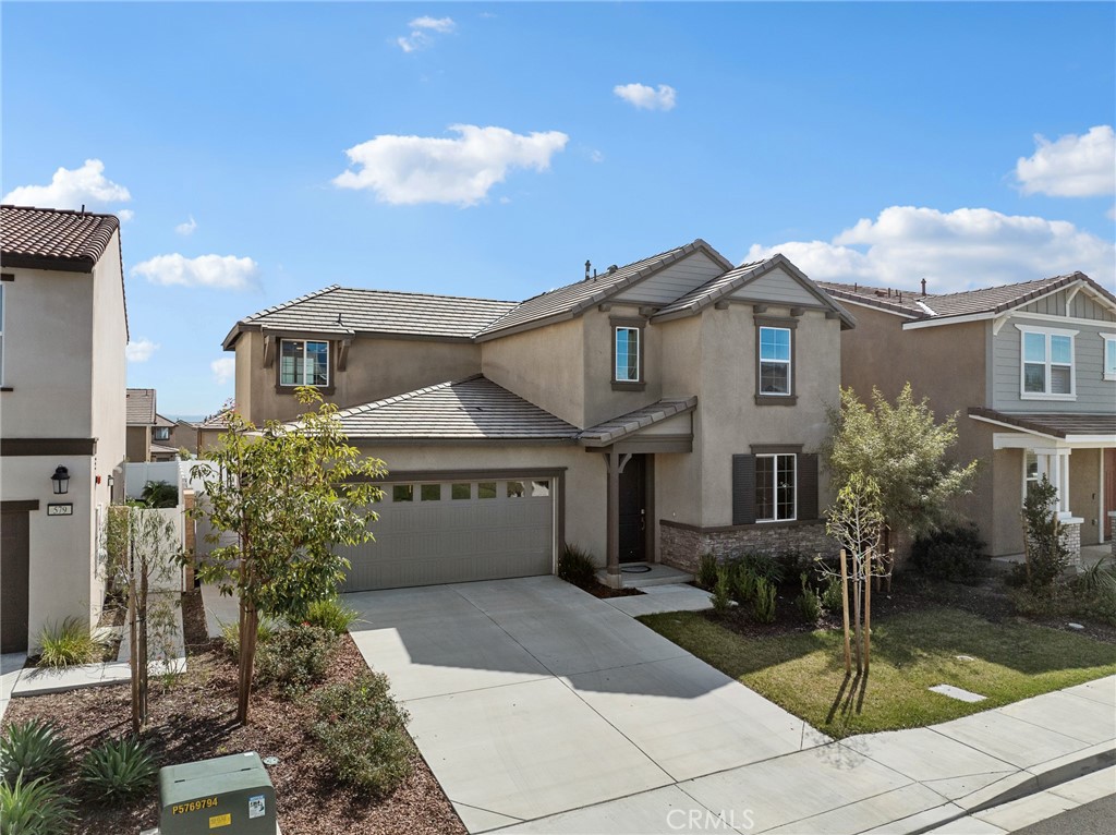 571 Tucker Avenue Rialto, CA 92377 - Photo 3 of 47