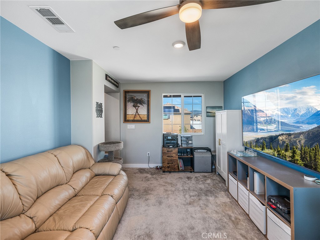 571 Tucker Avenue Rialto, CA 92377 - Photo 38 of 47