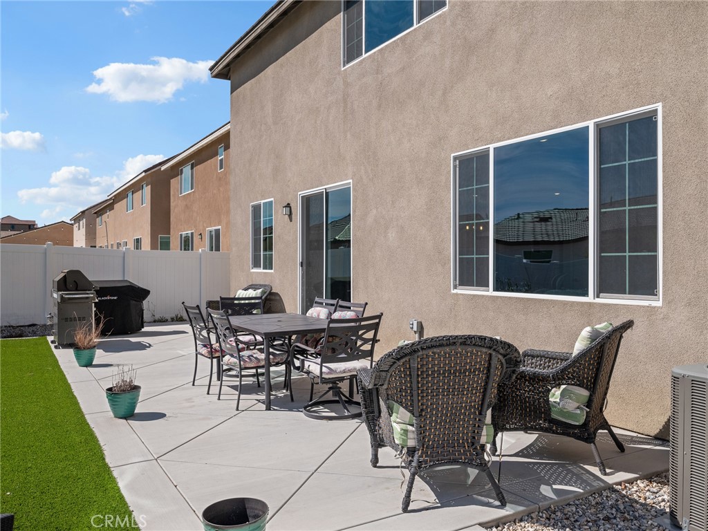 571 Tucker Avenue Rialto, CA 92377 - Photo 46 of 47