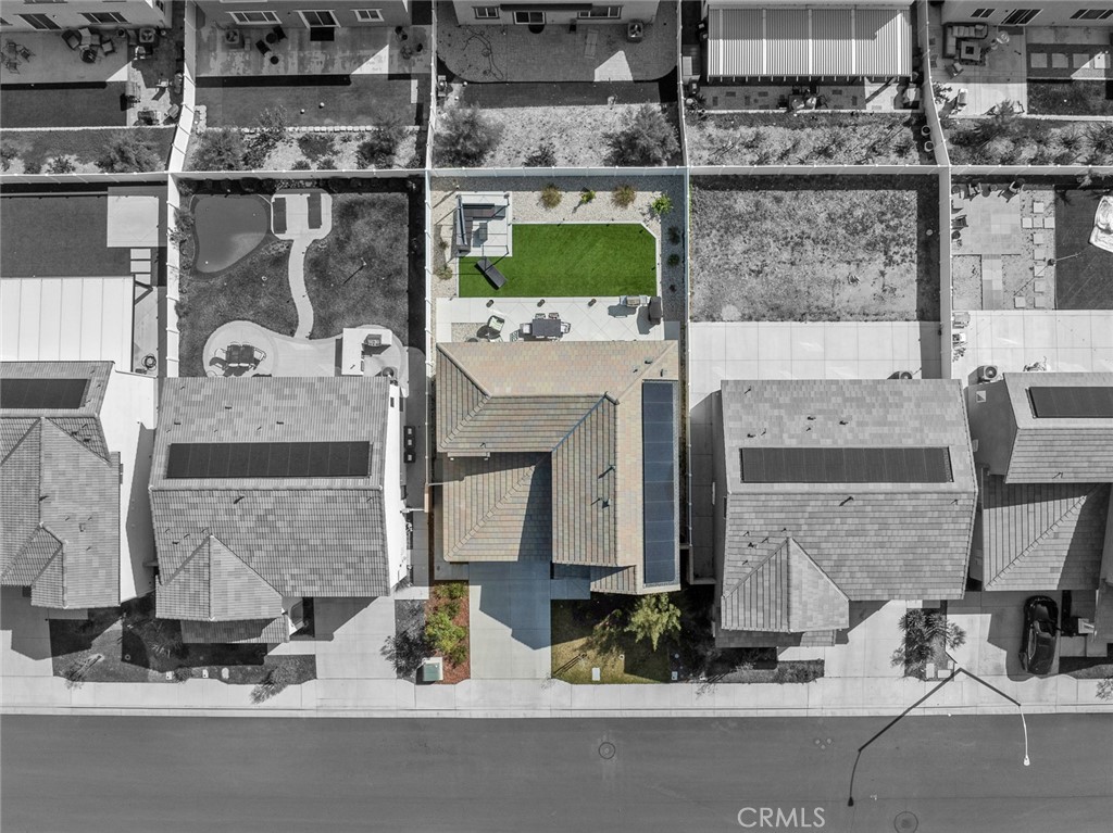 571 Tucker Avenue Rialto, CA 92377 - Photo 5 of 47