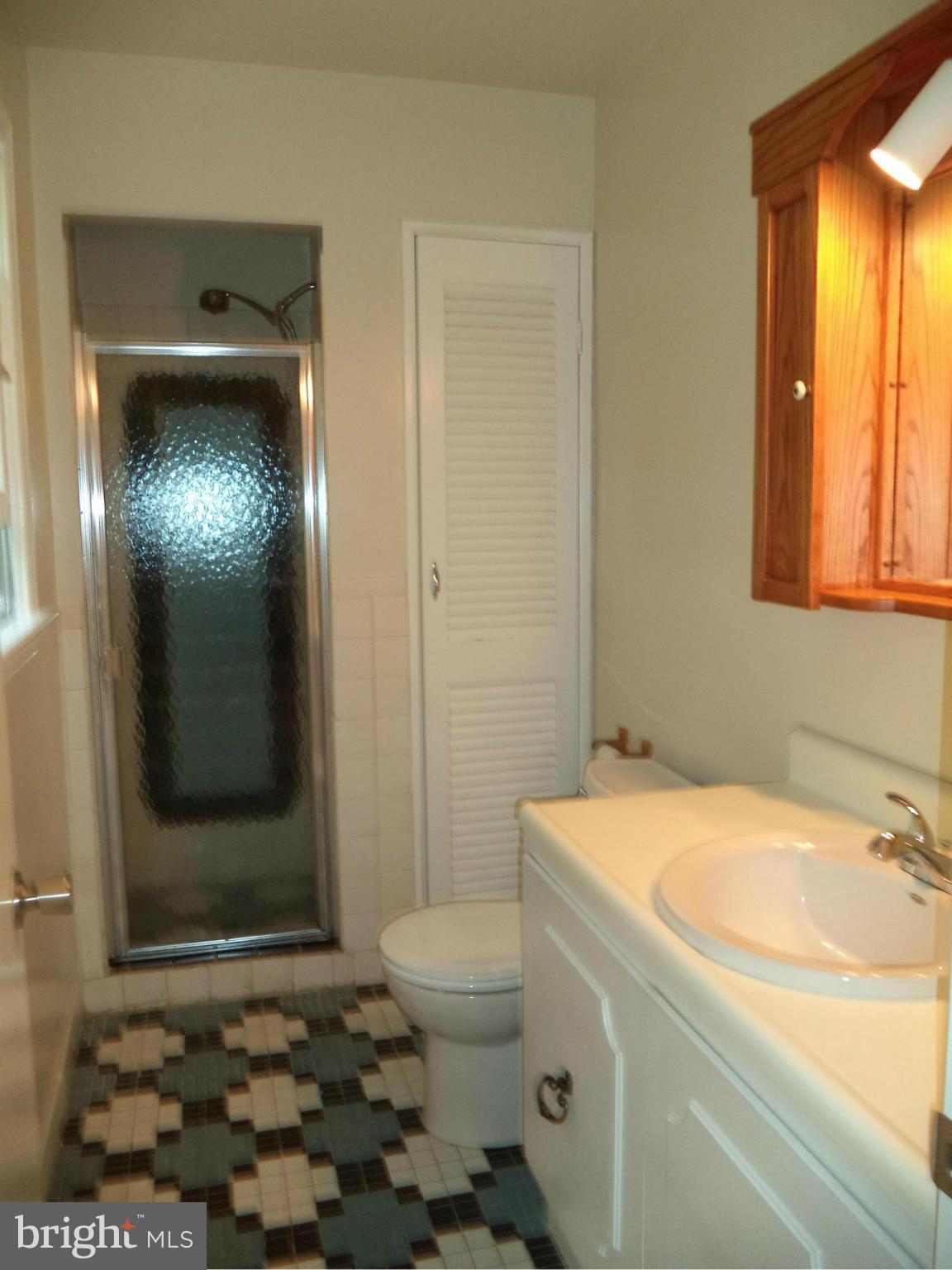 5415 Keppler Road Temple Hills, MD 20748 - Photo 17 of 24 Bath (Master)