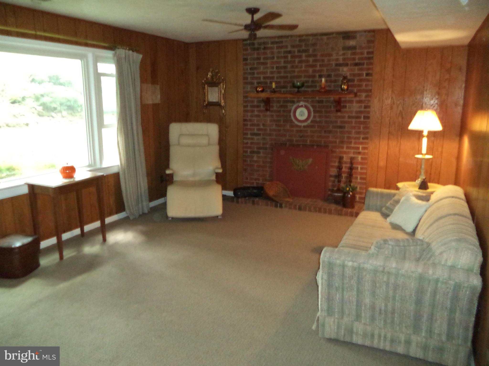 5415 Keppler Road Temple Hills, MD 20748 - Photo 18 of 24 Family Room