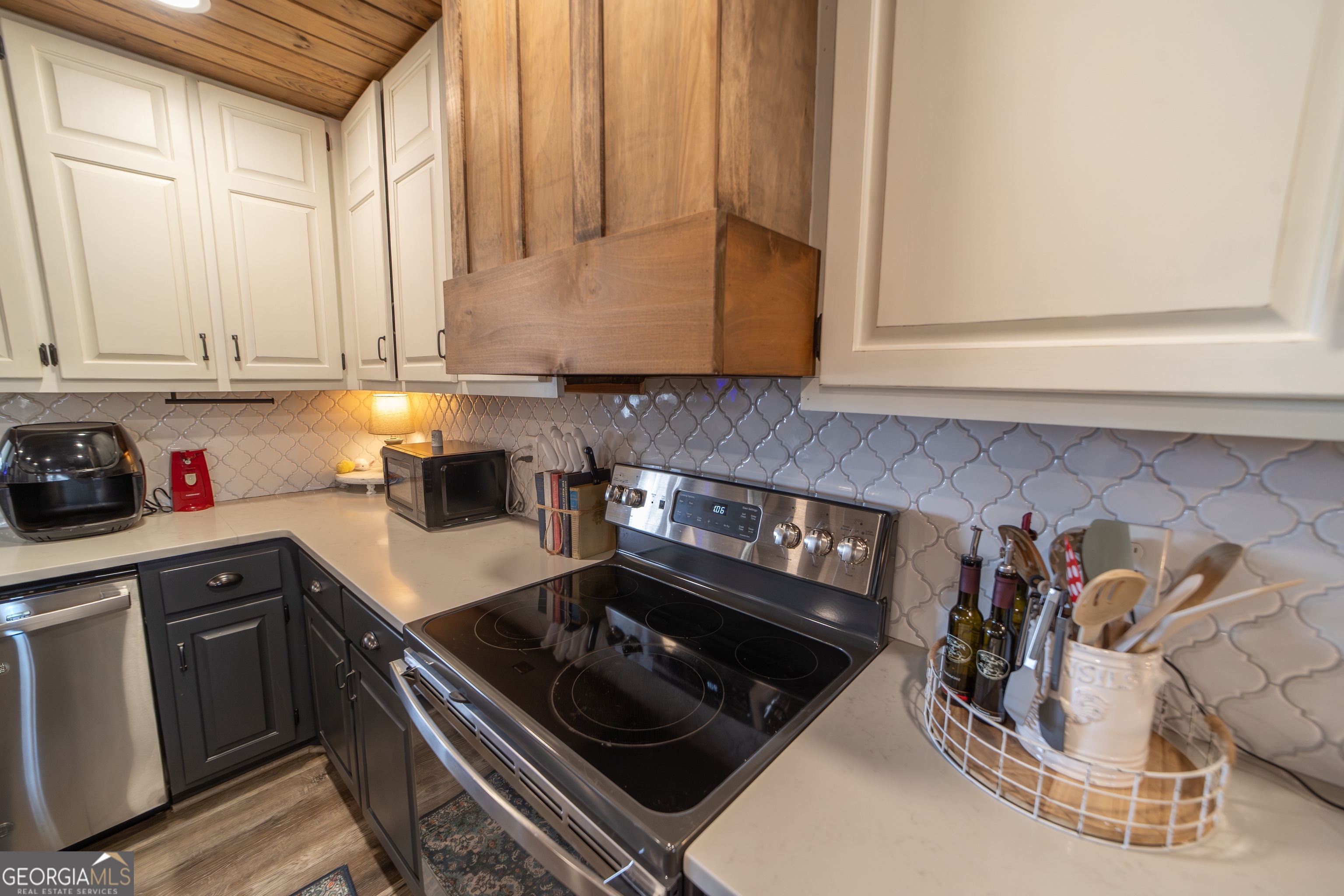 1448 Bohannon Road Grantville, GA 30220 - Photo 23 of 61 Kitchen on main level