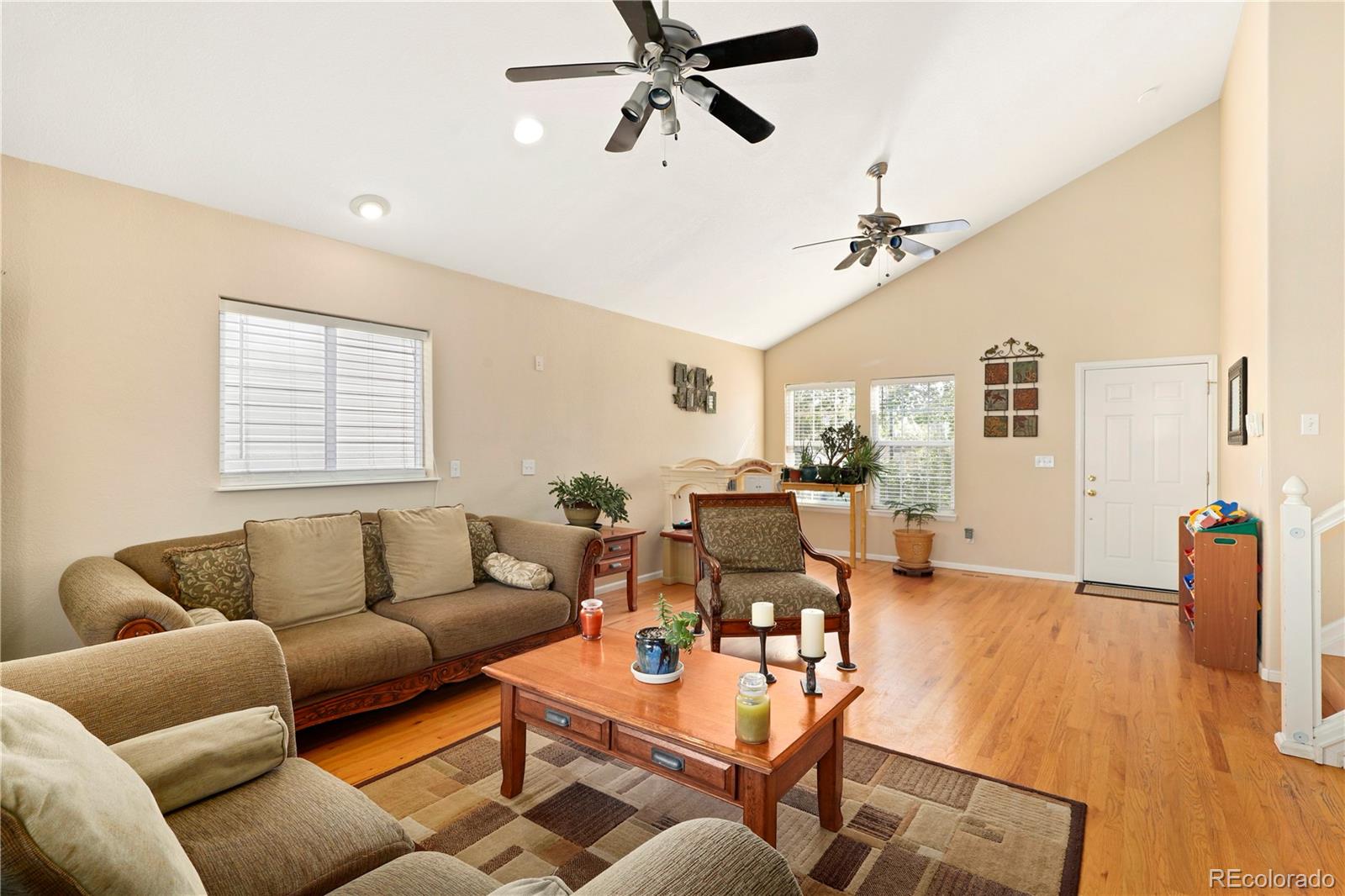 9851 Saybrook Street Highlands Ranch, CO 80126 - Photo 6 of 24 Gallery Image 6