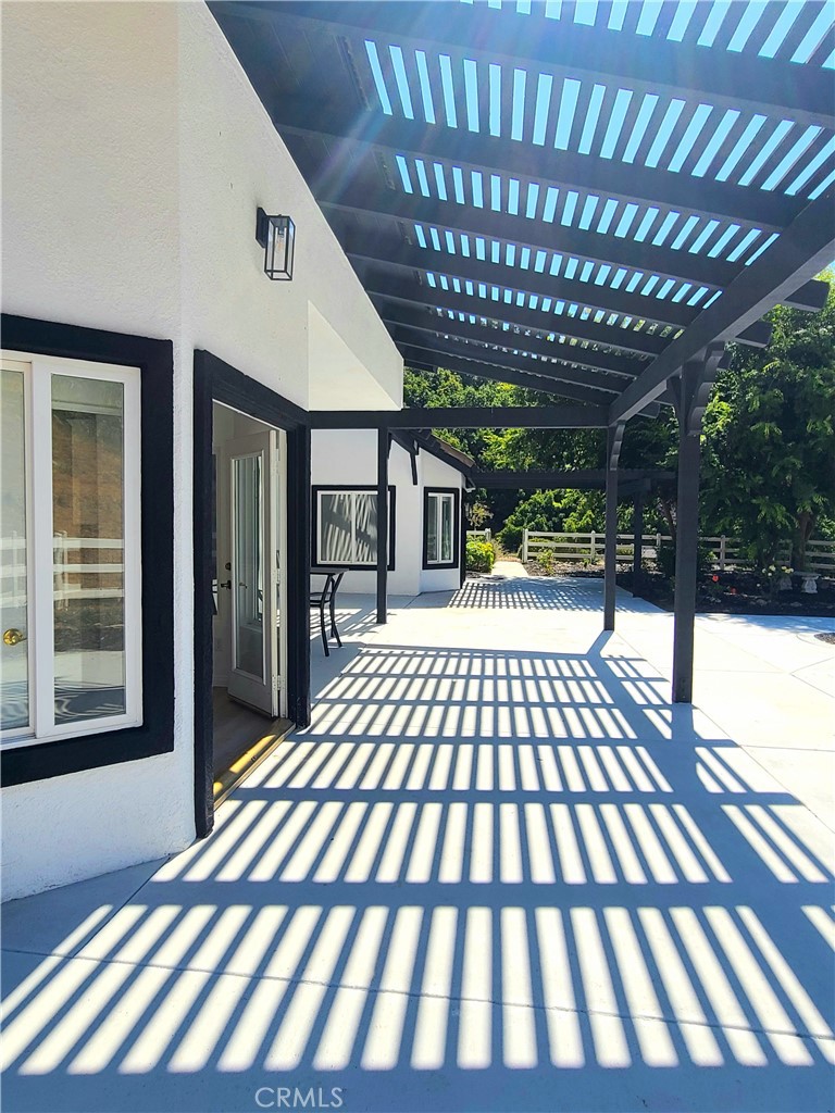 43605 Los Gatos Road Temecula, CA 92590 - Photo 16 of 61