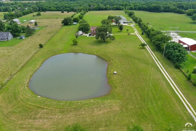 $1,250,000 | 32543 West 95th Street, De Soto, KS 66018