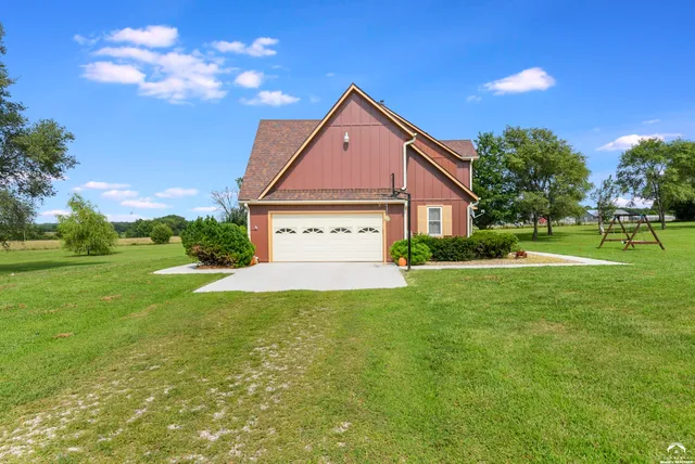 $1,250,000 | 32543 West 95th Street, De Soto, KS 66018