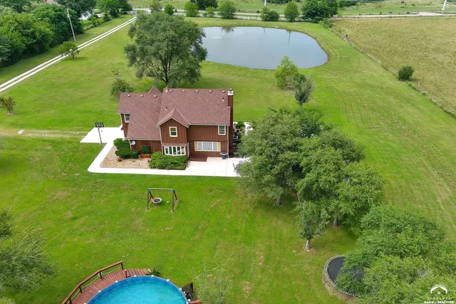 $1,250,000 | 32543 West 95th Street, De Soto, KS 66018