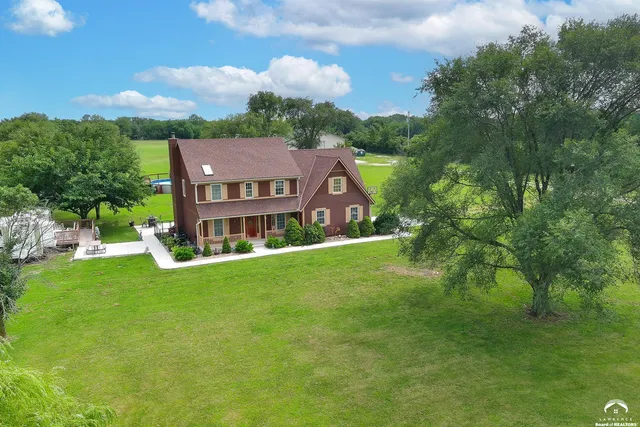 $1,250,000 | 32543 West 95th Street, De Soto, KS 66018