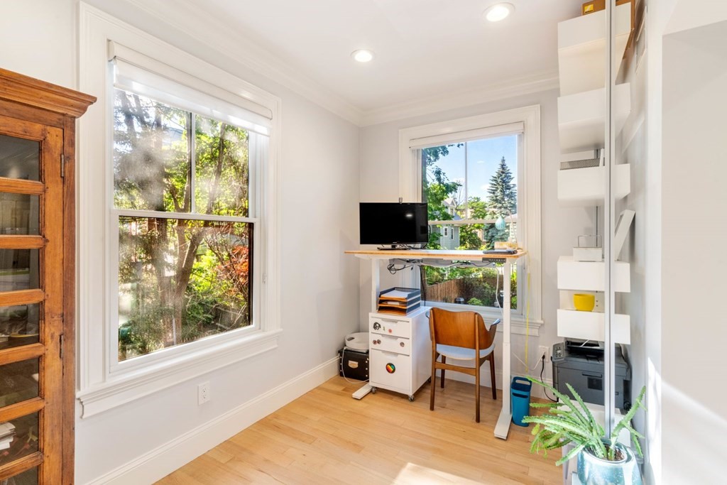 142 Fuller Street, Unit 2 Brookline, MA 02446 - Photo 15 of 20