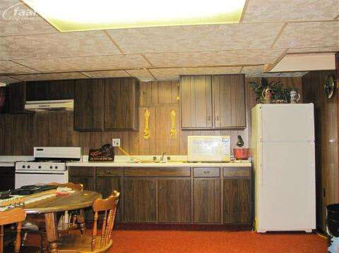 8127 North Genesee Road Mount Morris, MI 48458 - Photo 9 of 9 20153000-8.JPG