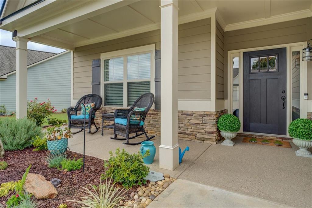 616 Haven Way Monroe, GA 30655 - Photo 2 of 40