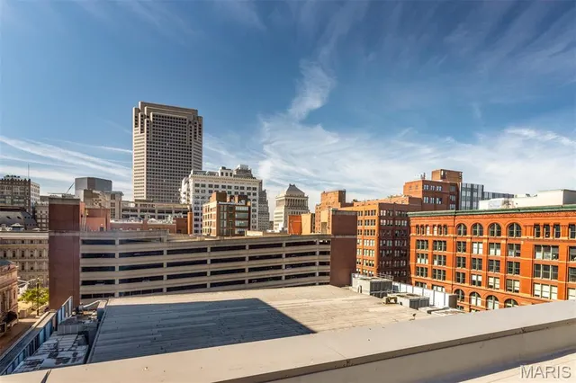$300,000 | 901 Washington Avenue, Unit 309, St. Louis, MO 63101