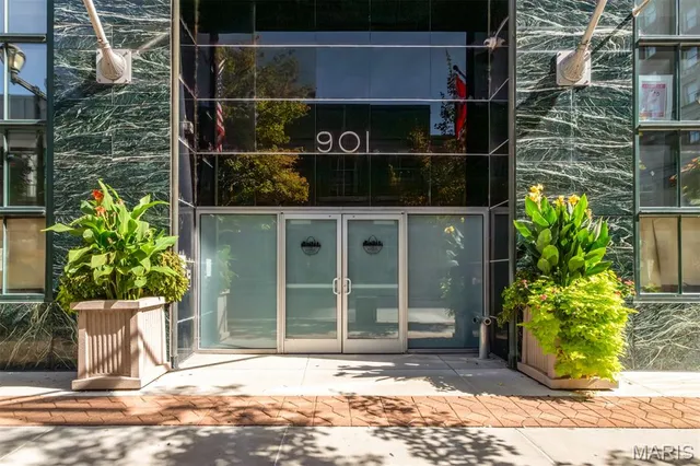 $300,000 | 901 Washington Avenue, Unit 309, St. Louis, MO 63101