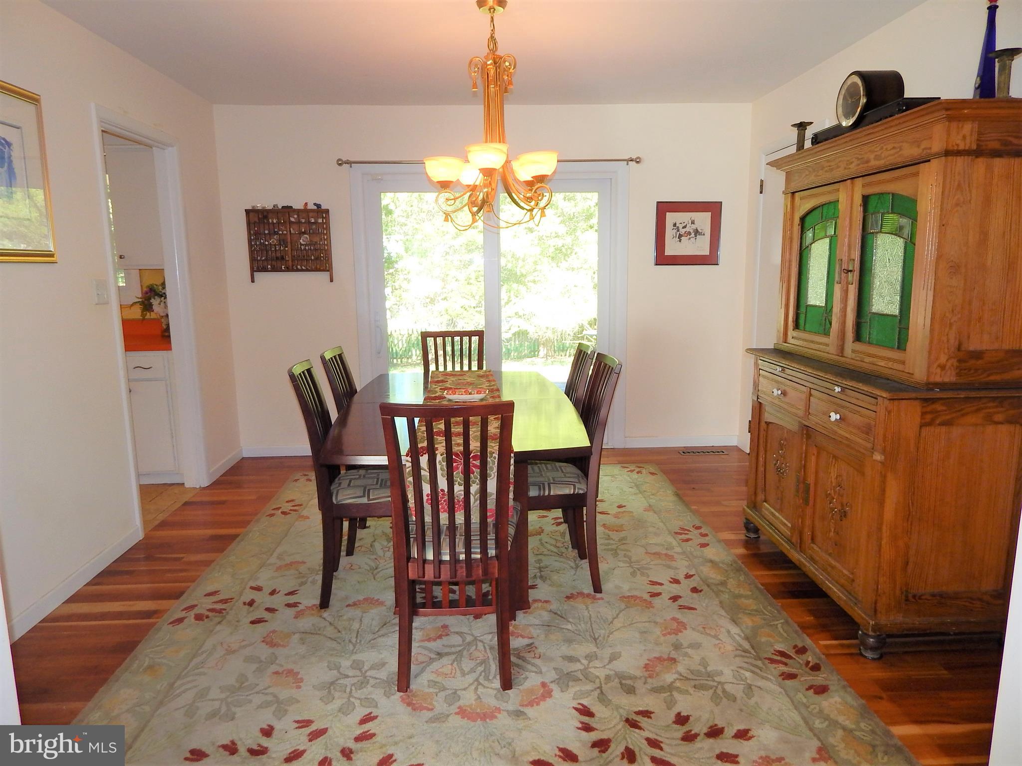 42 Mountainview Road Ewing, NJ 08628 - Photo 12 of 21 Formal dining room