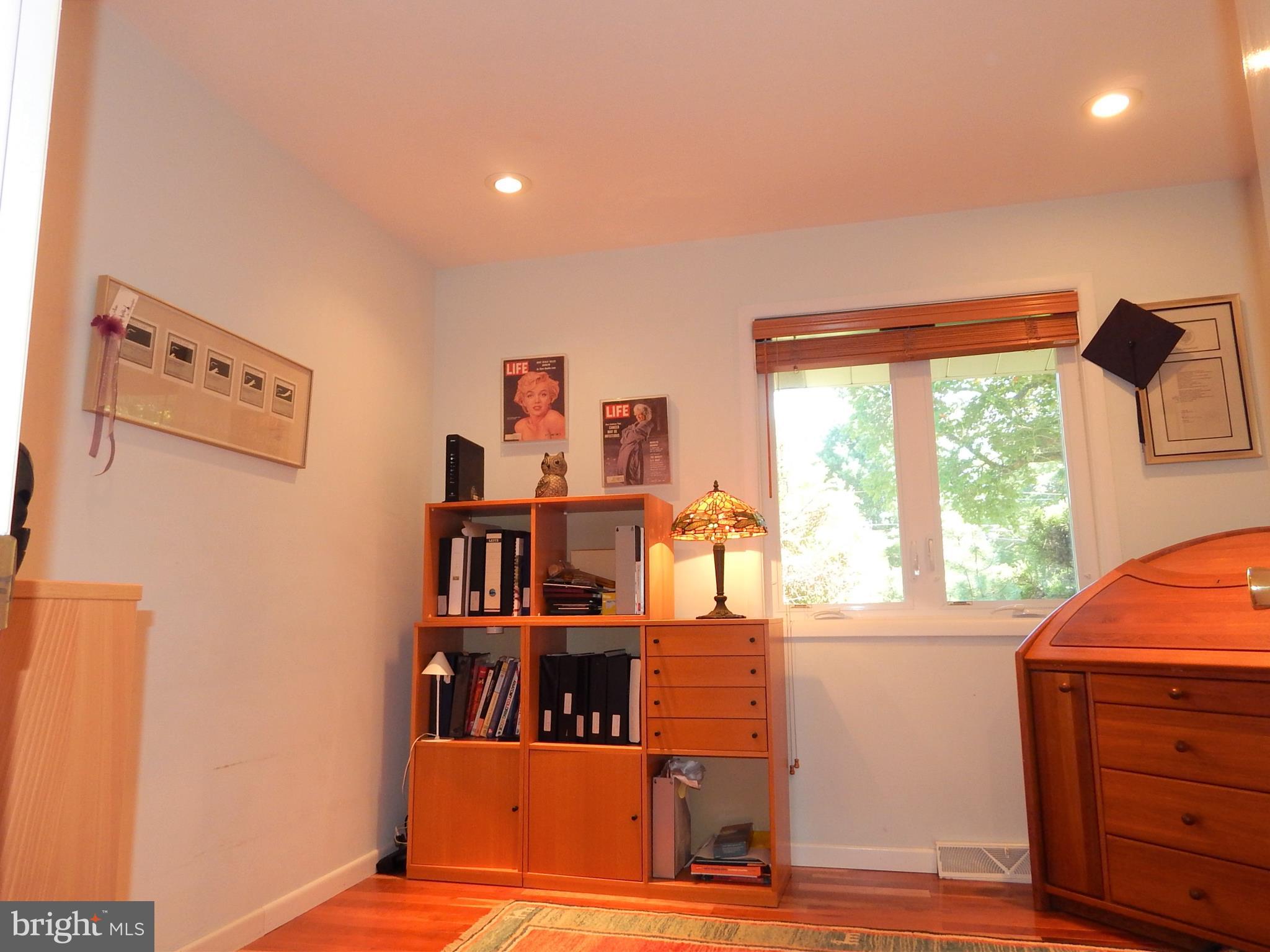 42 Mountainview Road Ewing, NJ 08628 - Photo 14 of 21 Second bedroom