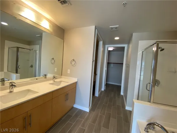 $2,845 | 353 East Bonneville Avenue, Unit 339, Las Vegas, NV 89101