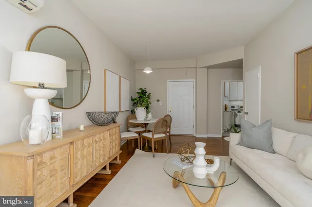 $340,000 | 1300 Massachusetts Avenue Northwest, Unit 302, Washington, DC 20005