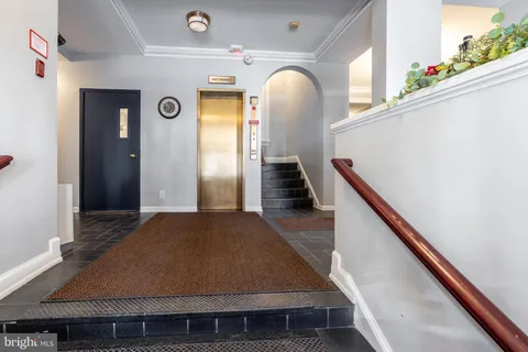 $340,000 | 1300 Massachusetts Avenue Northwest, Unit 302, Washington, DC 20005