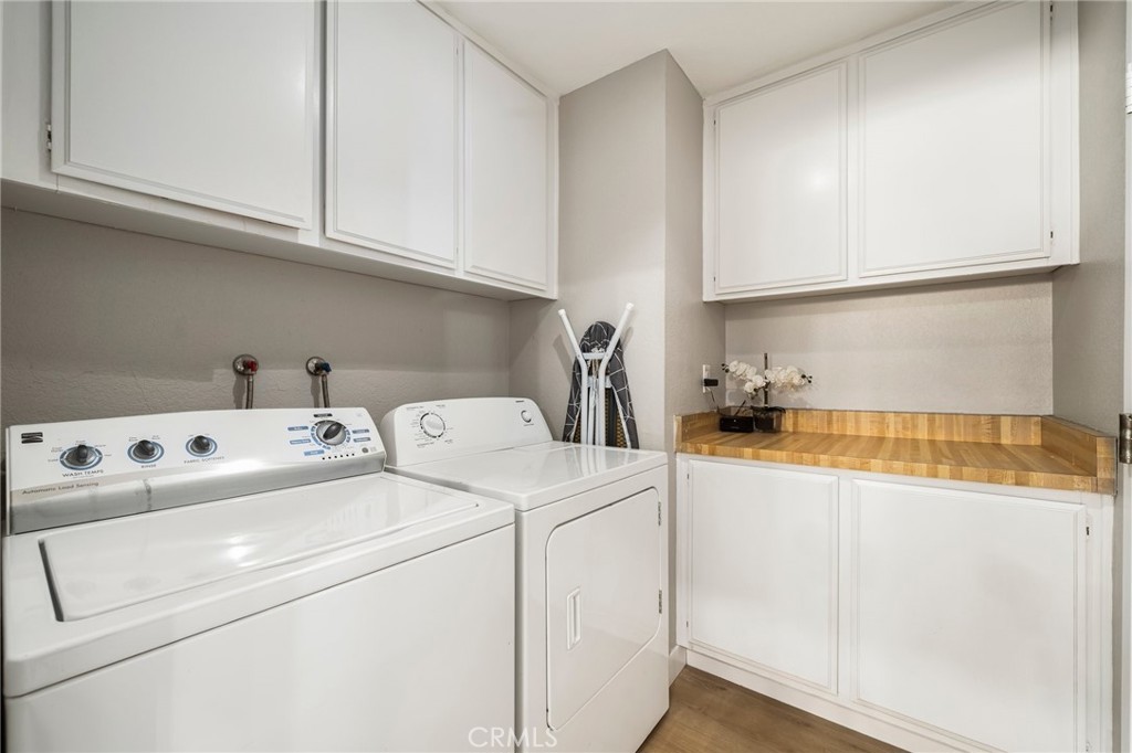 1128 Dawn Ridge Way Covina, CA 91724 - Photo 23 of 32 a utility room with dryer and washer