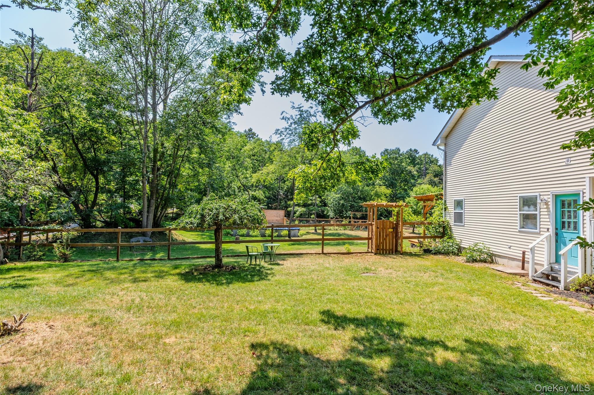 22 Bellhaven Road Bellport, NY 11713 - Photo 39 of 45