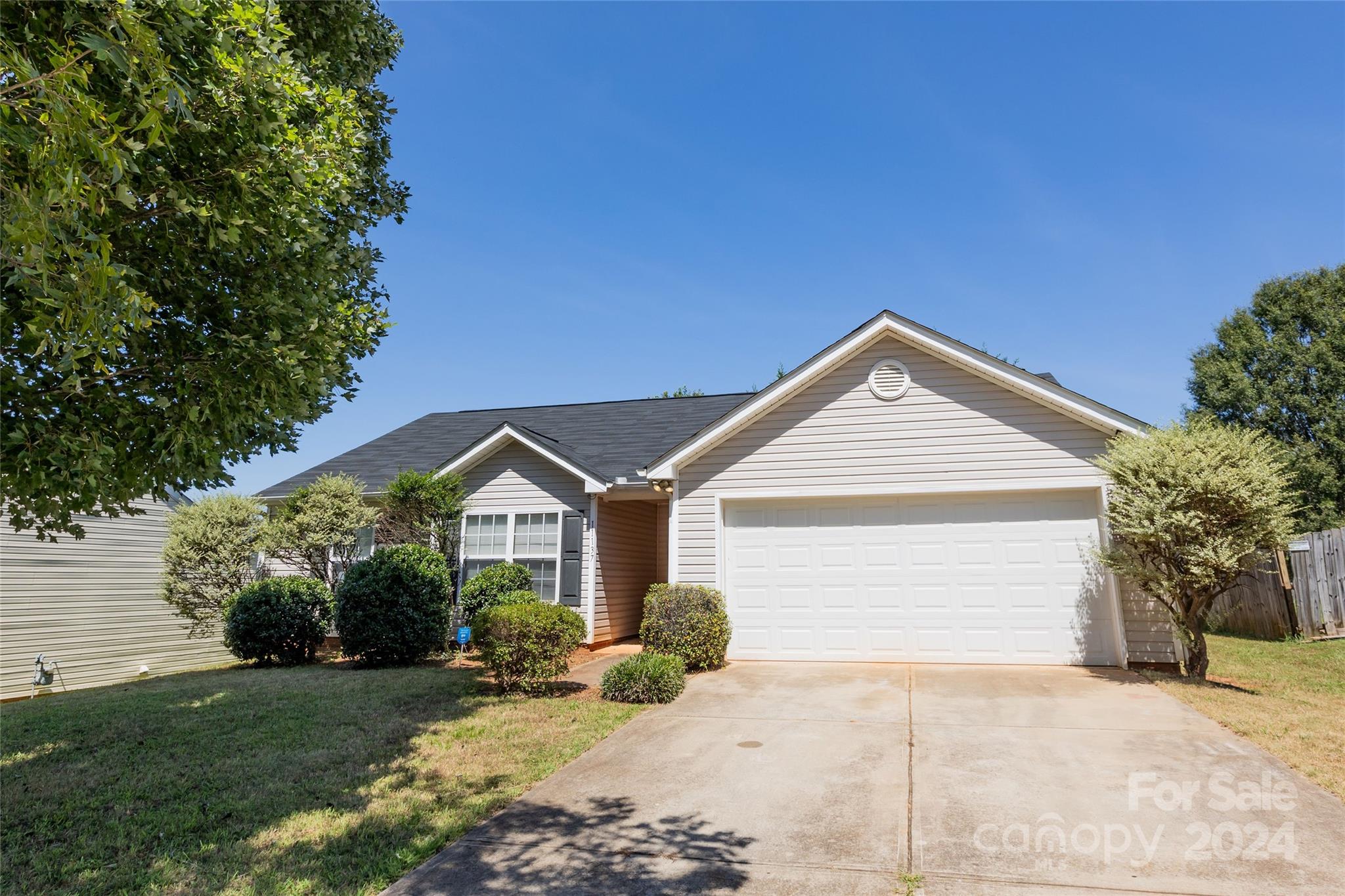 11137 Palestrina Road Charlotte, NC 28215 - Photo 1 of 34 Gallery Image 1