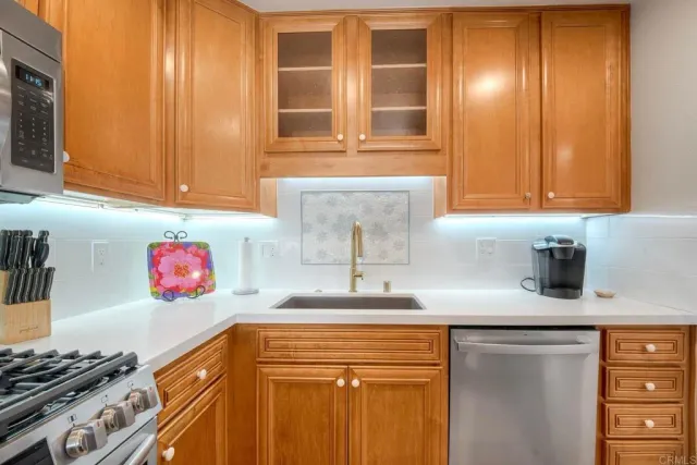 $5,500 | 7509 Ave La, Unit 309, La Jolla, CA 92037