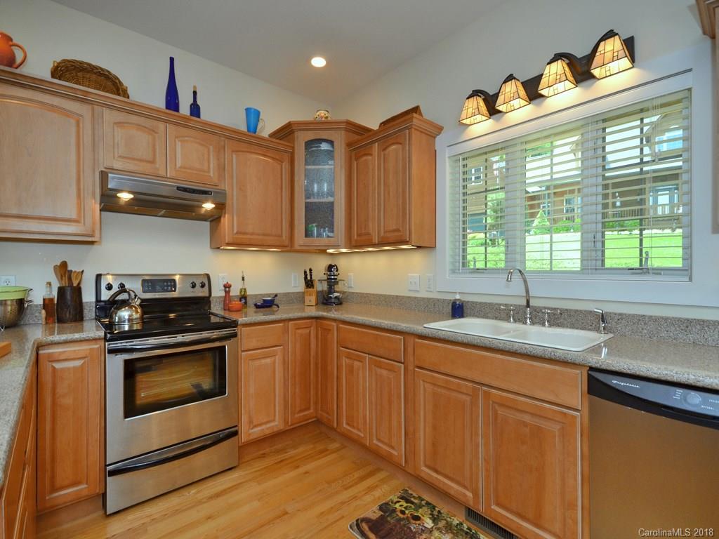 57 Ladderback Ridge Waynesville, NC 28785 - Photo 5 of 15 Gallery Image 5