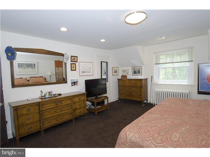 22 Radcliff Road Bala Cynwyd, PA 19004 - Photo 13 of 23 Master Bedroom