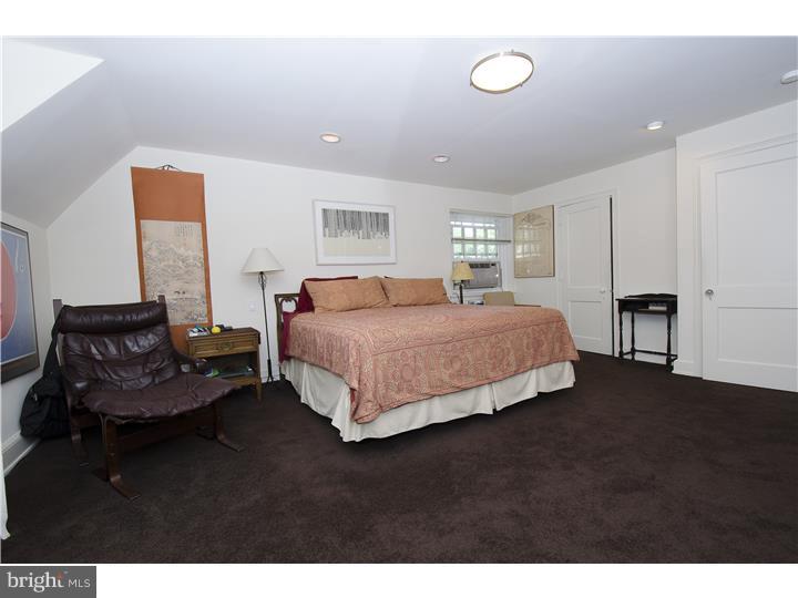 22 Radcliff Road Bala Cynwyd, PA 19004 - Photo 18 of 23 Master Bedroom