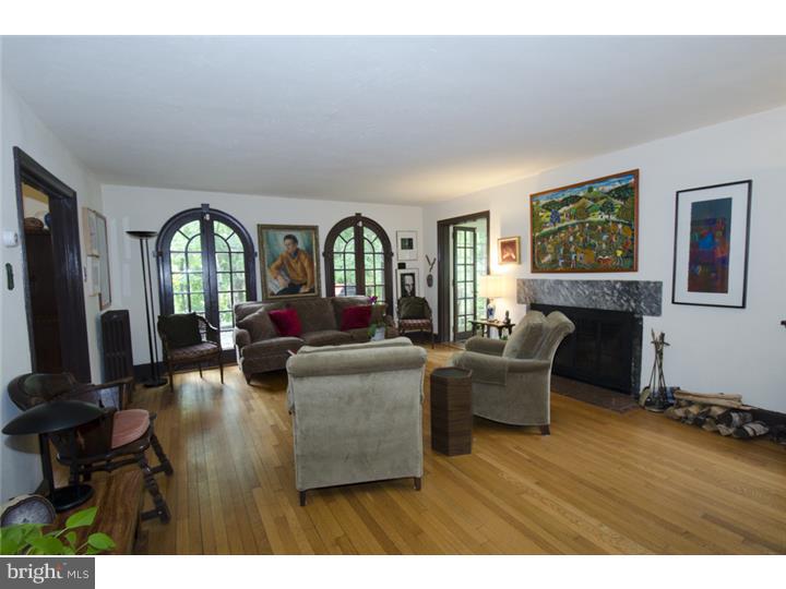 22 Radcliff Road Bala Cynwyd, PA 19004 - Photo 3 of 23 Family Room