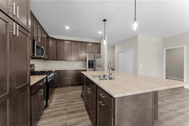 $499,900 | 13360 Cadogan Way, Rosemount, MN 55068