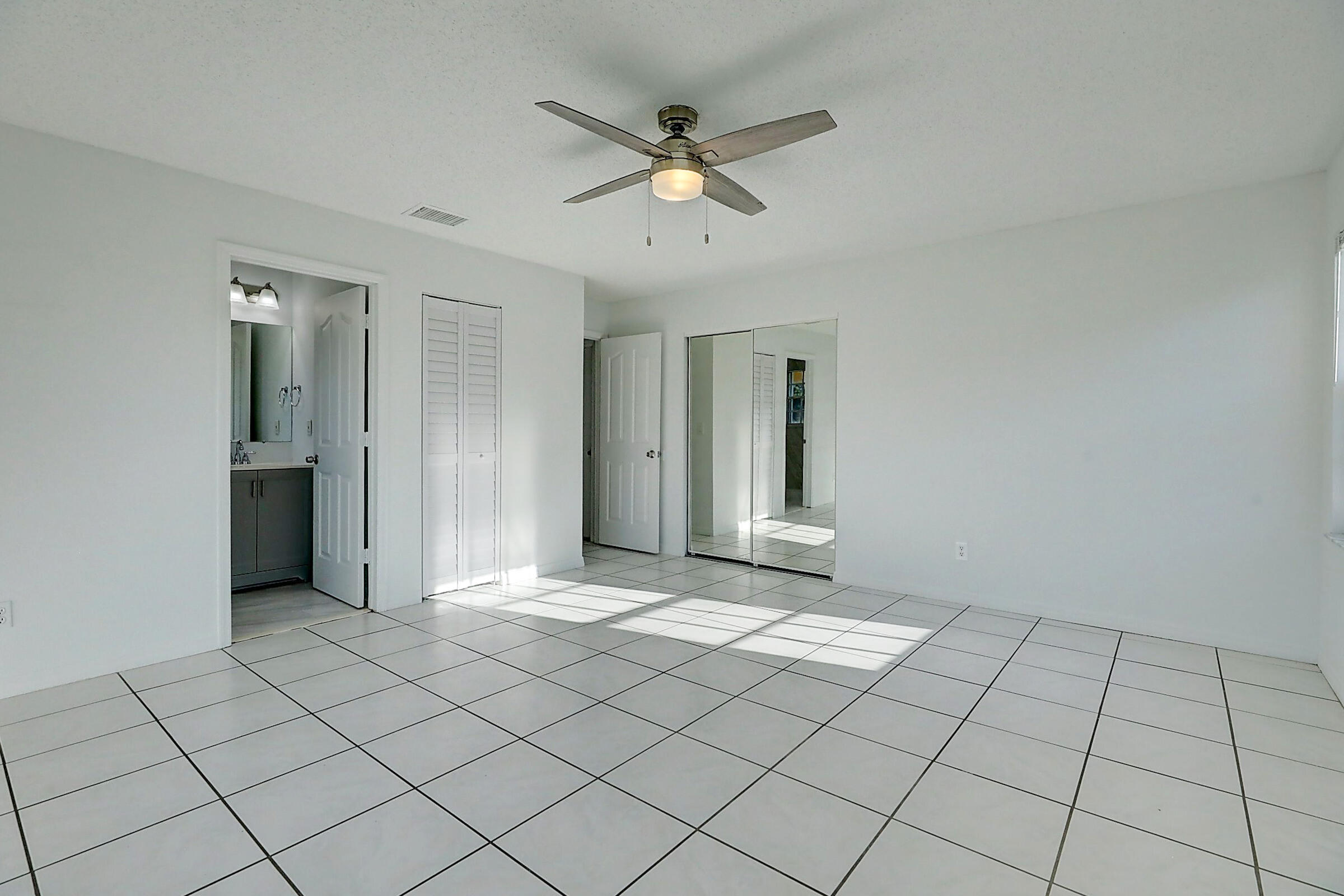 682 Southwest College Park Road Port St. Lucie, FL 34953 - Photo 16 of 40 16_3j0a3075_6_7_8_9