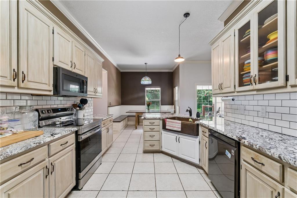 1611 Southwest Deer Run Road Oak Grove, MO 64075 - Photo 14 of 75