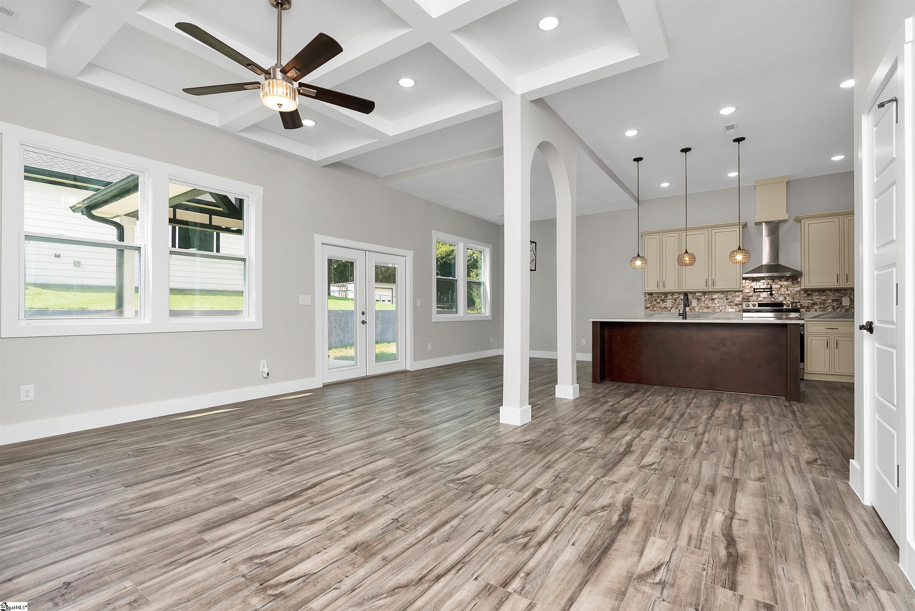 101 Wilson Street Greer, SC 29651 - Photo 10 of 36 Gallery Image 10
