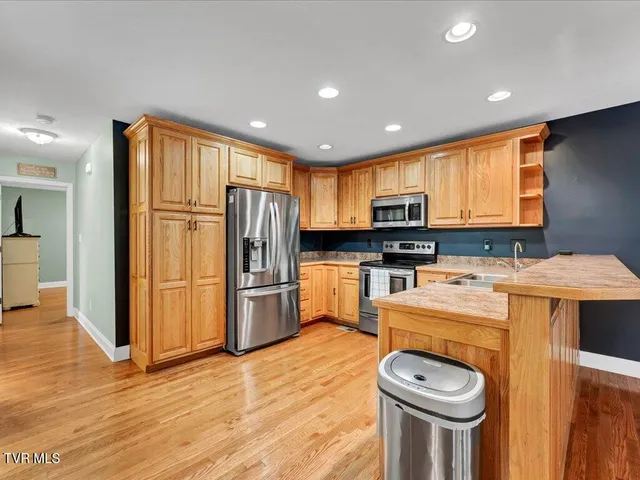 $297,000 | 120 Oak Road, Powell, TN 37849