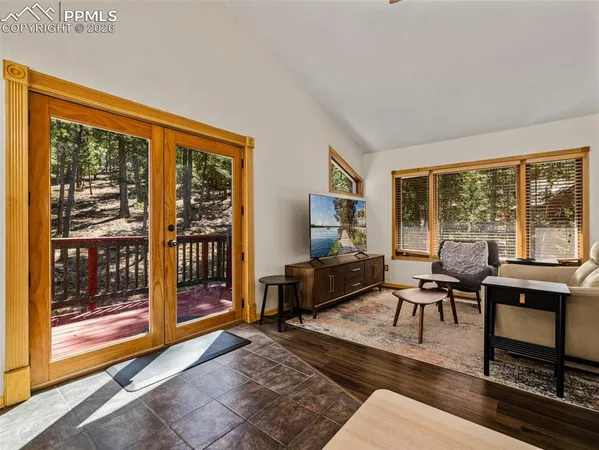$808,000 | 951 Kings Crown Road, Woodland Park, CO 80863