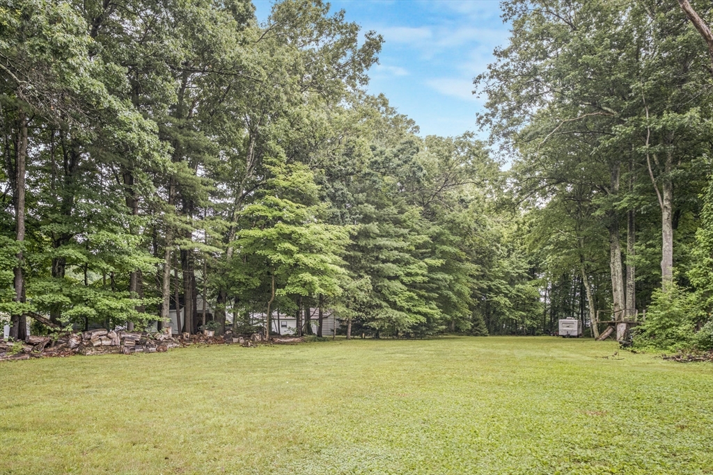 475 Somers Road East Longmeadow, MA 01028 - Photo 14 of 14