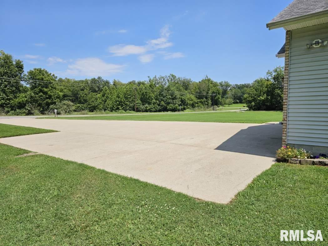 10623 East Richview Road Mount Vernon, IL 62864 - Photo 7 of 48 Gallery Image 7