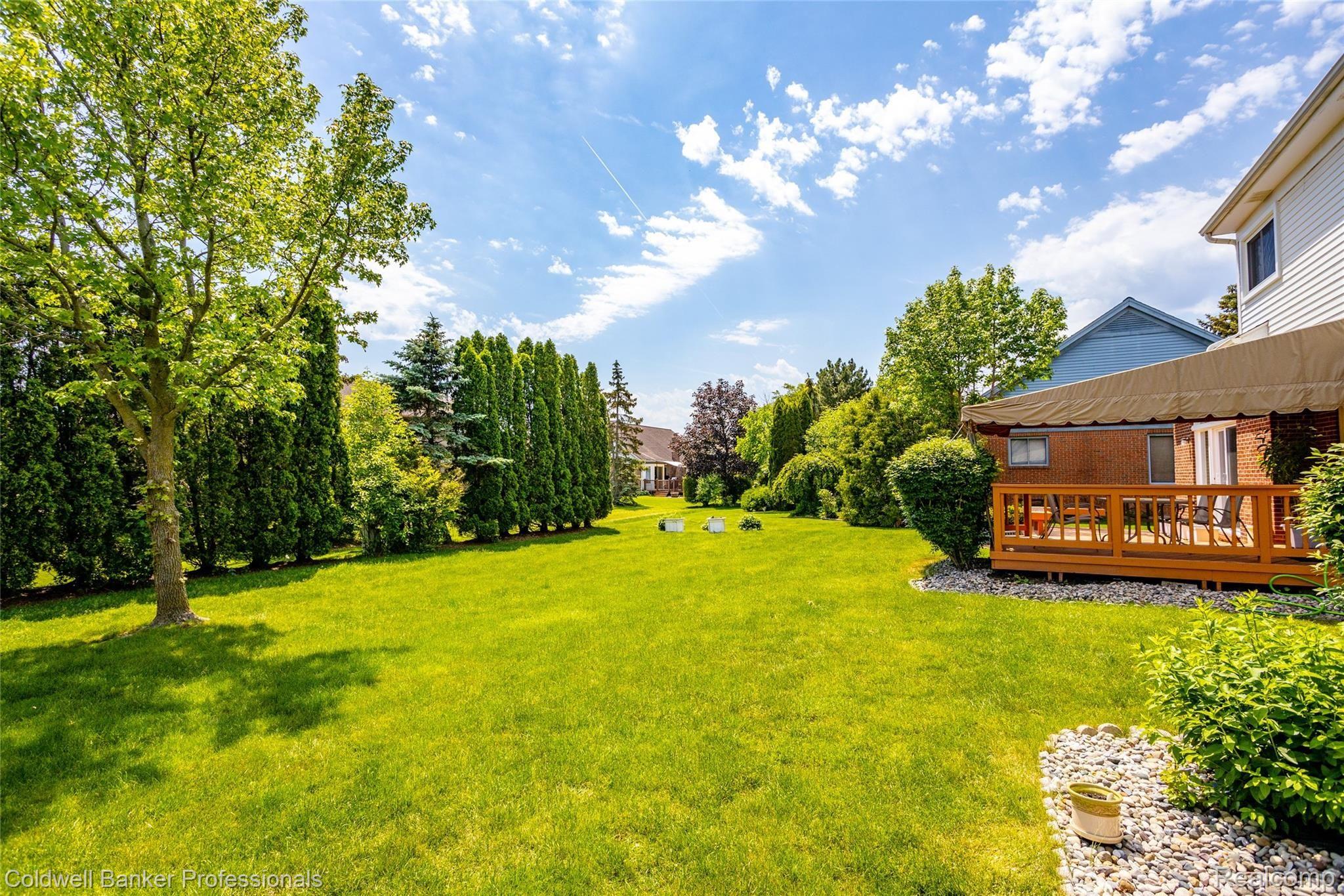 45357 Glengarry Road Canton, MI 48188 - Photo 12 of 45 45357 Glengarry L013.jpg