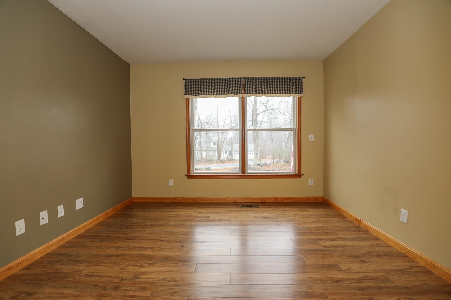 58 Wilsons Crossing Road Auburn, NH 03032 - Photo 15 of 40 Gallery Image 15